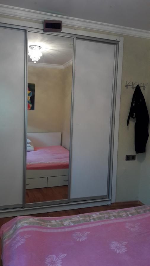 Comfortable, Close Center Baku Bagian luar foto